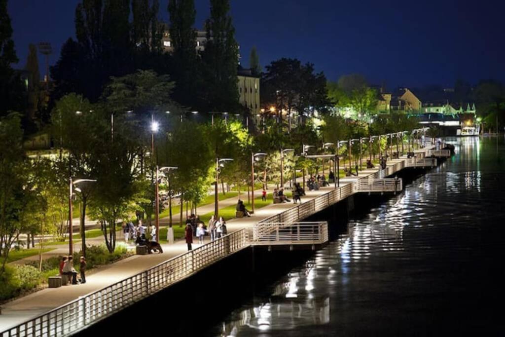 Vichy Cocoon Appartements Екстериор снимка